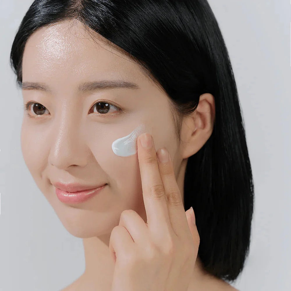 SKIN1004 - Madagascar Centella Hyalu-Cica Water-Fit Sun Serum | Protector Solar En Suero